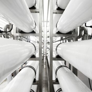 WEIL Wasseraufbereitungs GmbH bietet passende Aufbereitungsanlagen und Verfahrenskombinationen an, um die geforderte Menge an Prozesswasser in ausreichender Menge und Qualität zur Verfügung zu stellen.