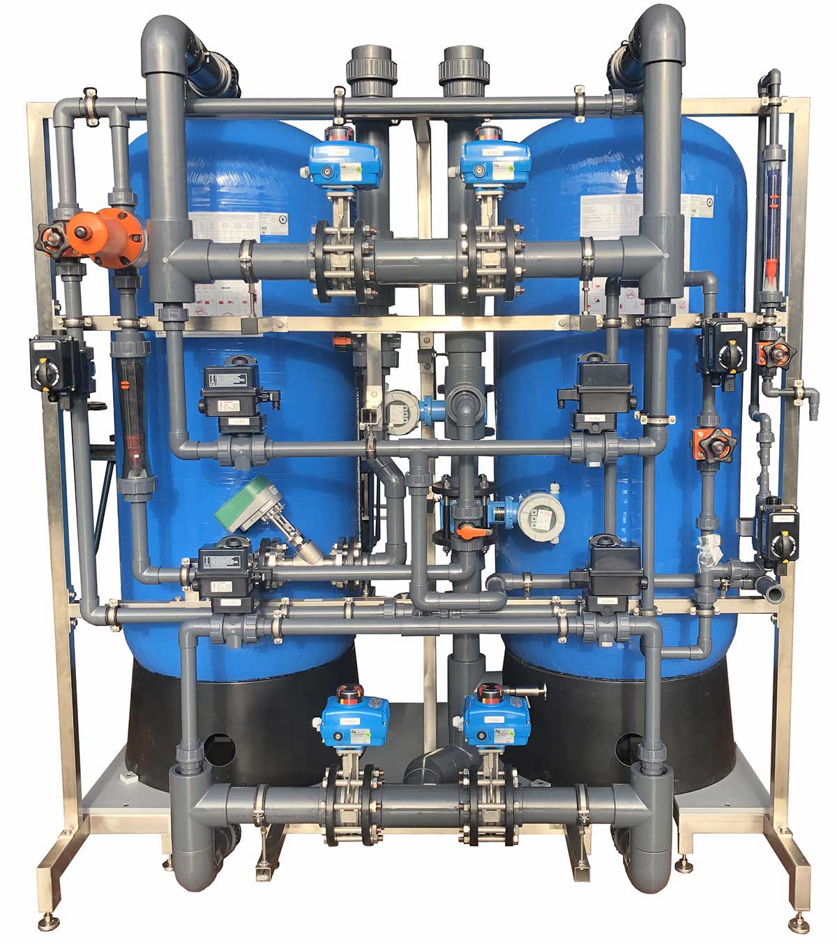 We manufacture softening systems with individual valve control on an individual basis and according to your specifications